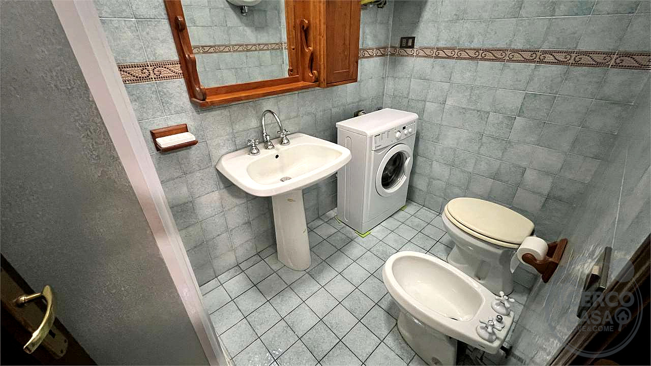 QUADRILOCALE CON AMPIO TERRAZZO IN QUADRIFAMILIARE
