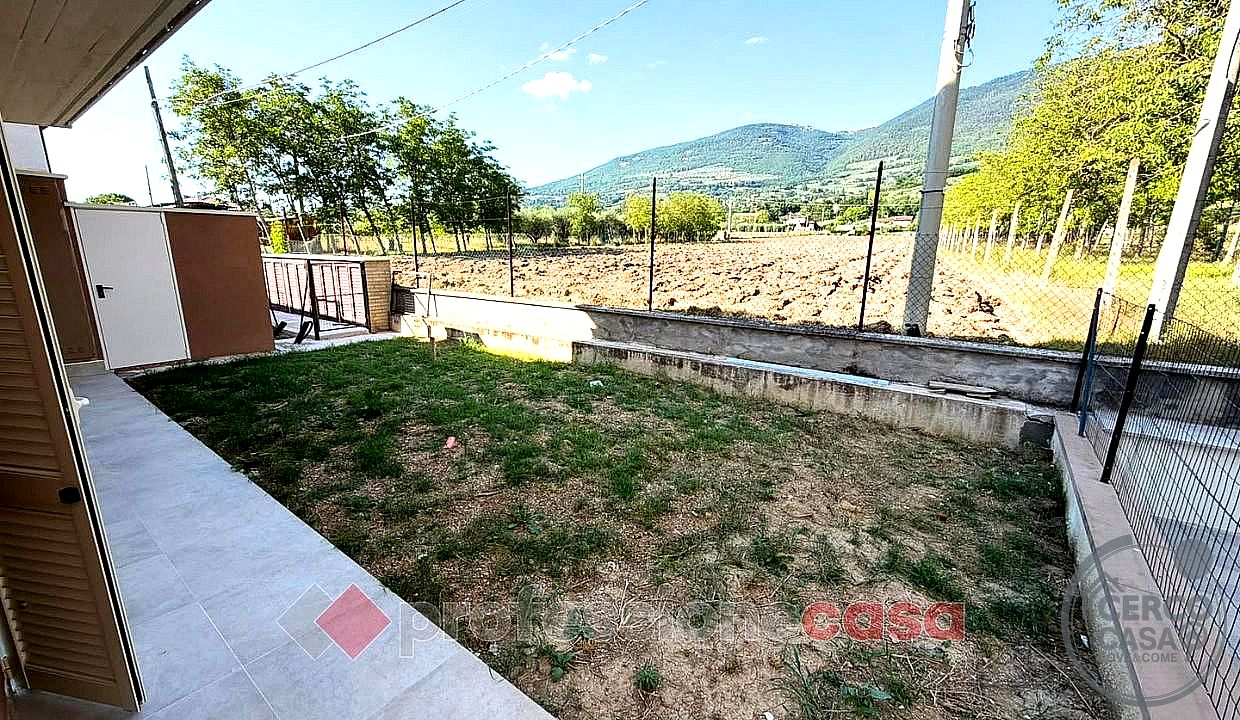 TRILOCALE VENDITA ASSISI · foto 4