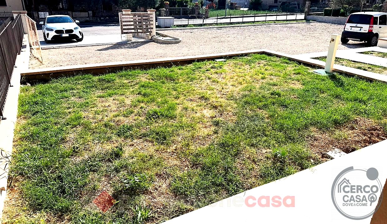 TRILOCALE VENDITA ASSISI · foto 5