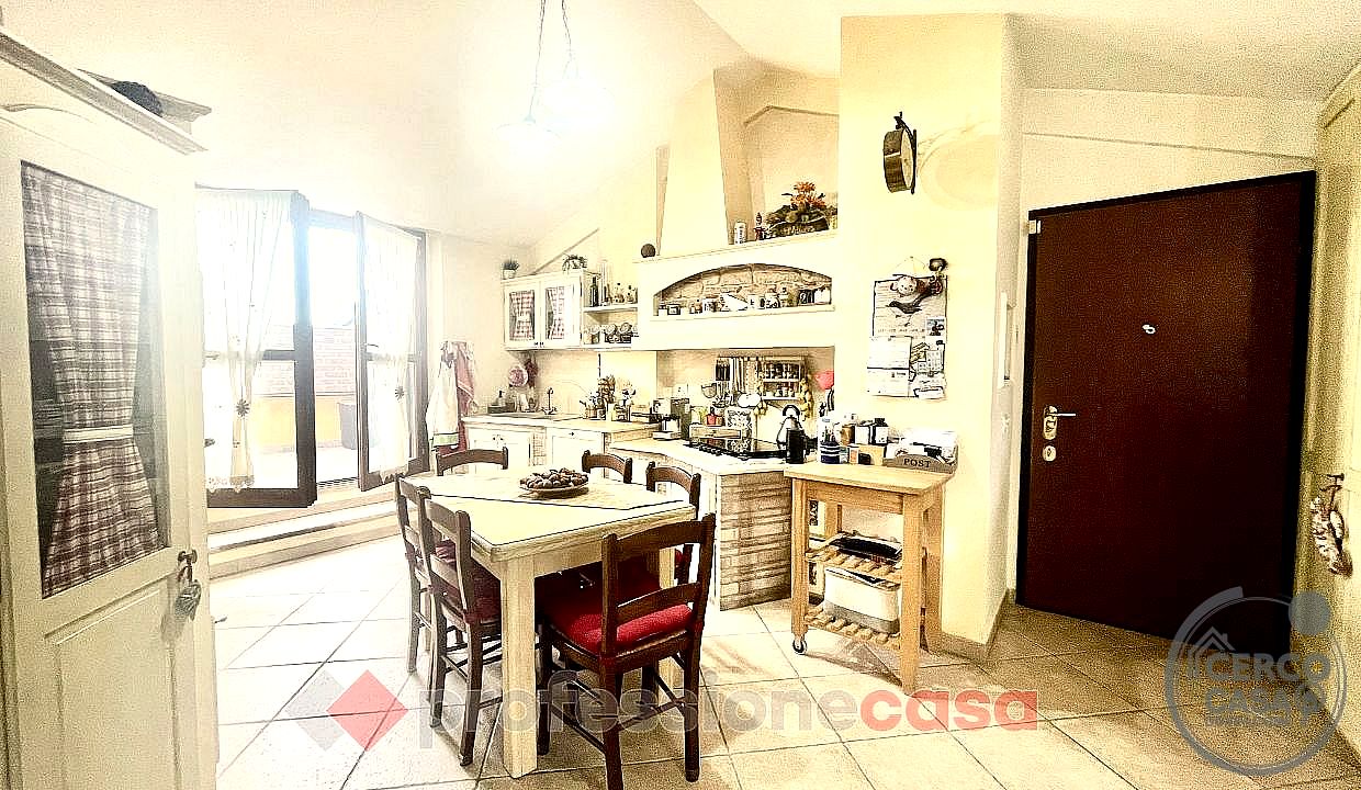 QUADRILOCALE VENDITA MAGIONE · foto 20