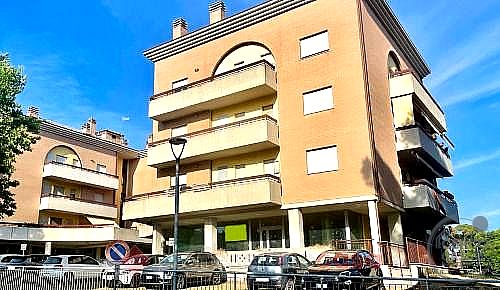 QUADRILOCALE VENDITA MAGIONE · foto 40