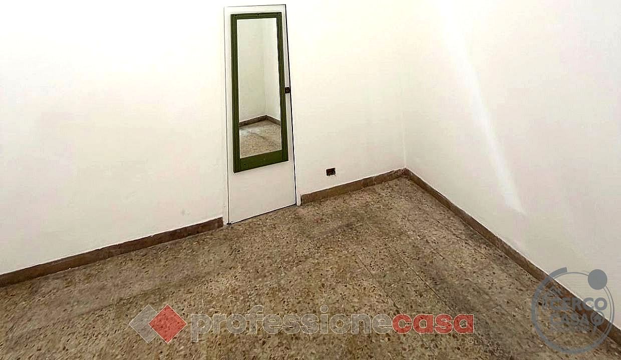 NEGOZIO VENDITA PERUGIA · foto 3