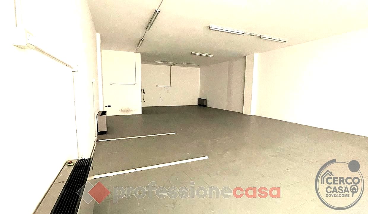 NEGOZIO VENDITA PERUGIA · foto 11