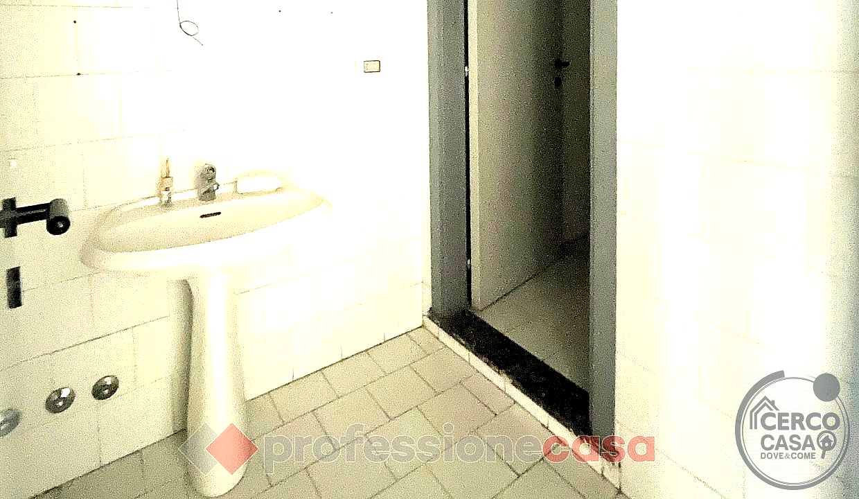 NEGOZIO VENDITA PERUGIA · foto 8