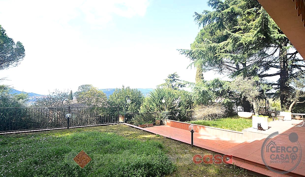 VILLA VENDITA PERUGIA · foto 3