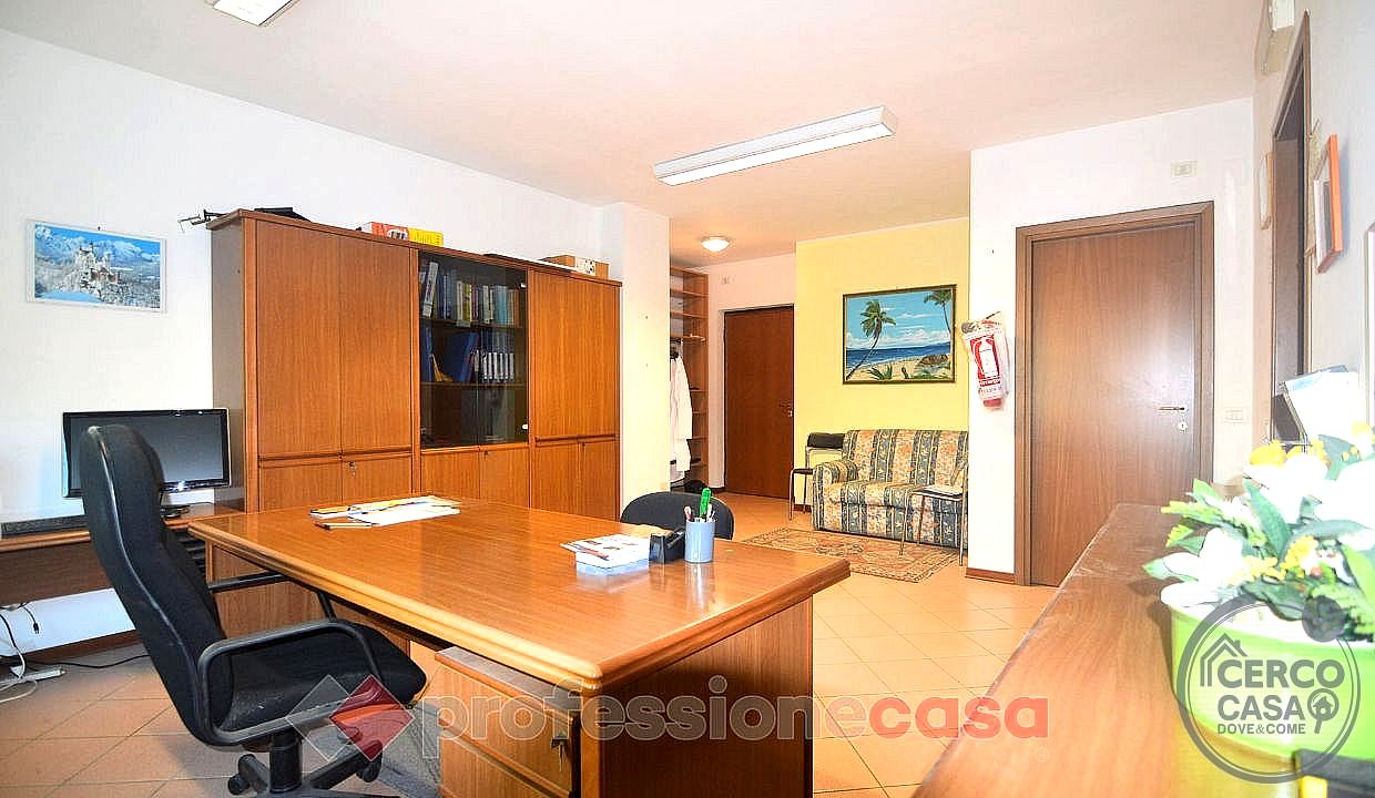 UFFICIO VENDITA PERUGIA · foto 10
