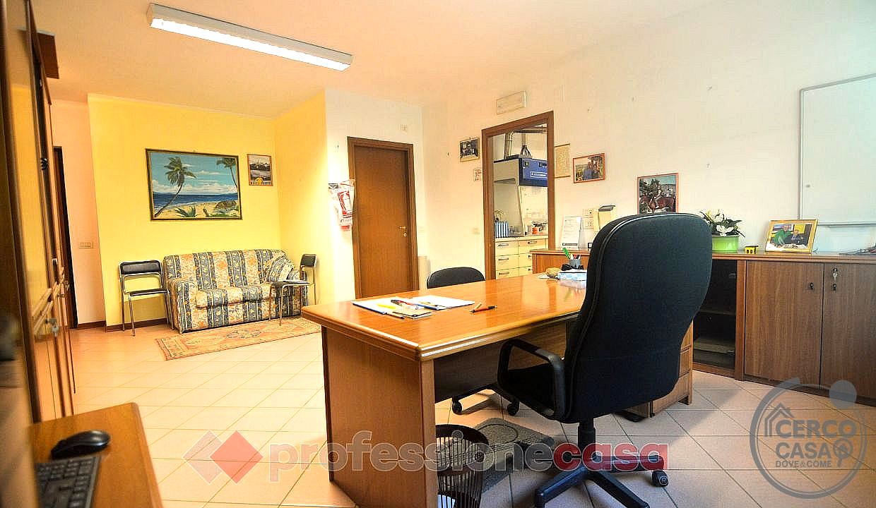 UFFICIO VENDITA PERUGIA · foto 11