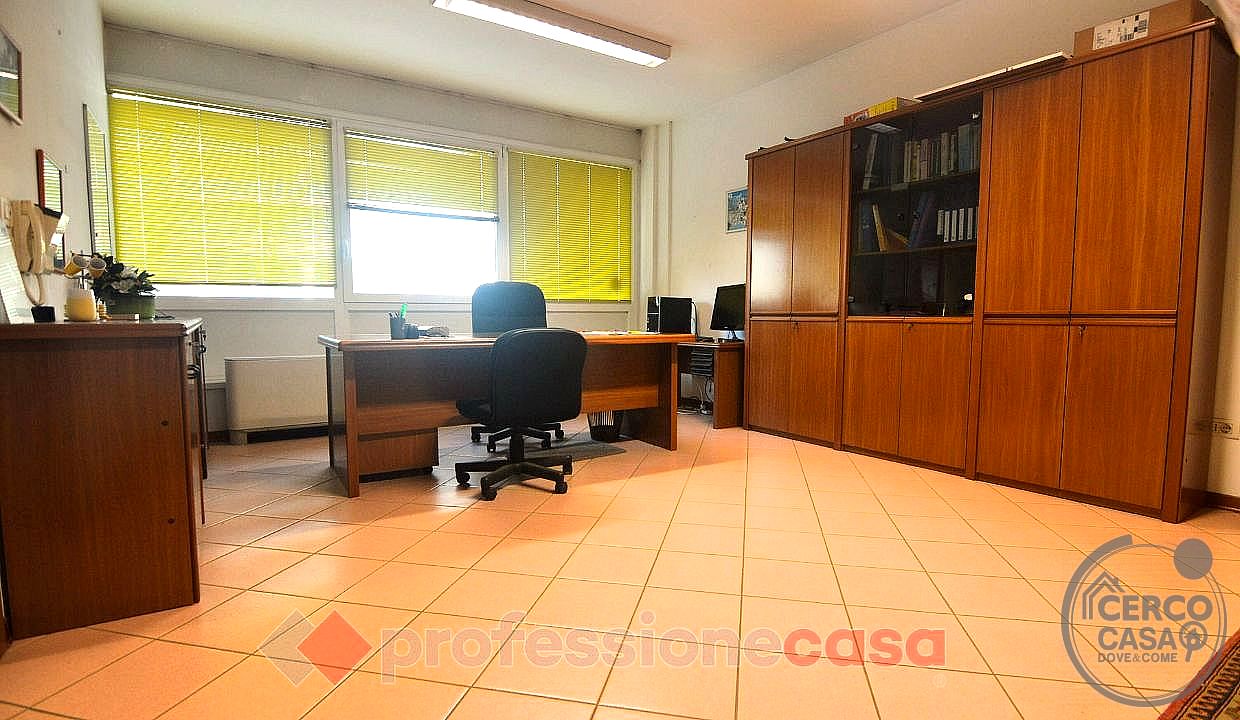 UFFICIO VENDITA PERUGIA · foto 9