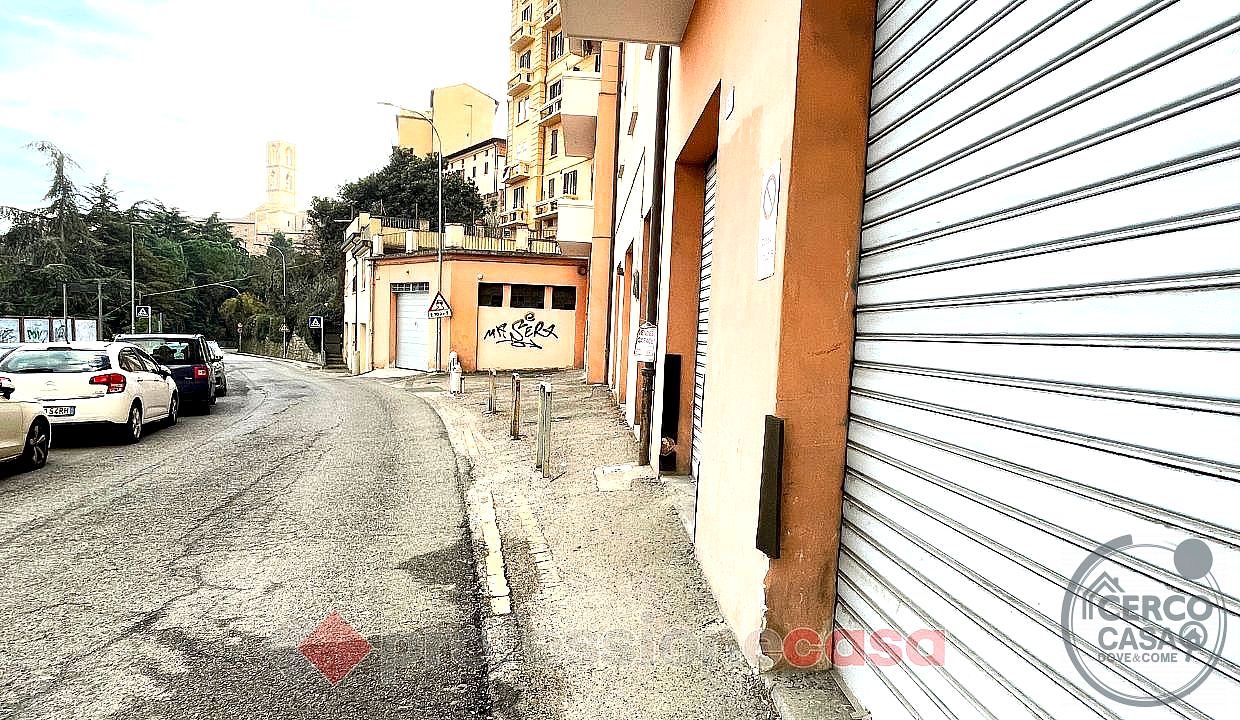 BOX - GARAGE VENDITA PERUGIA · foto 6
