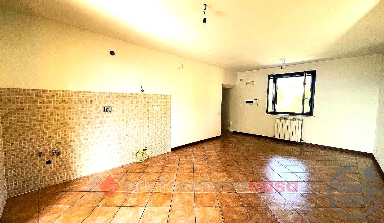 TRILOCALE VENDITA CORCIANO · foto 16