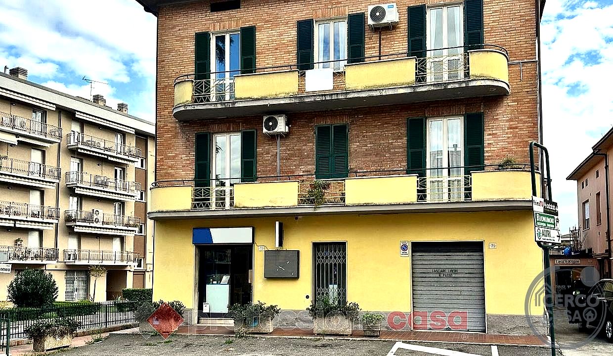 NEGOZIO VENDITA PERUGIA
