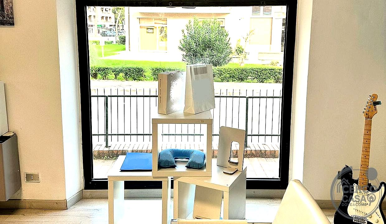 NEGOZIO VENDITA PERUGIA · foto 17