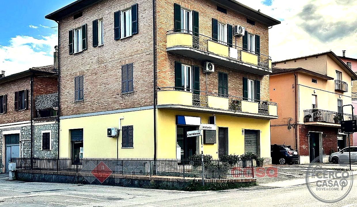 NEGOZIO VENDITA PERUGIA · foto 7