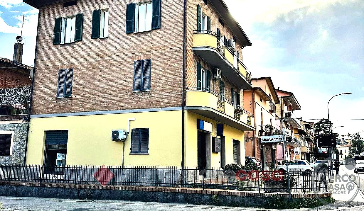 NEGOZIO VENDITA PERUGIA · foto 9