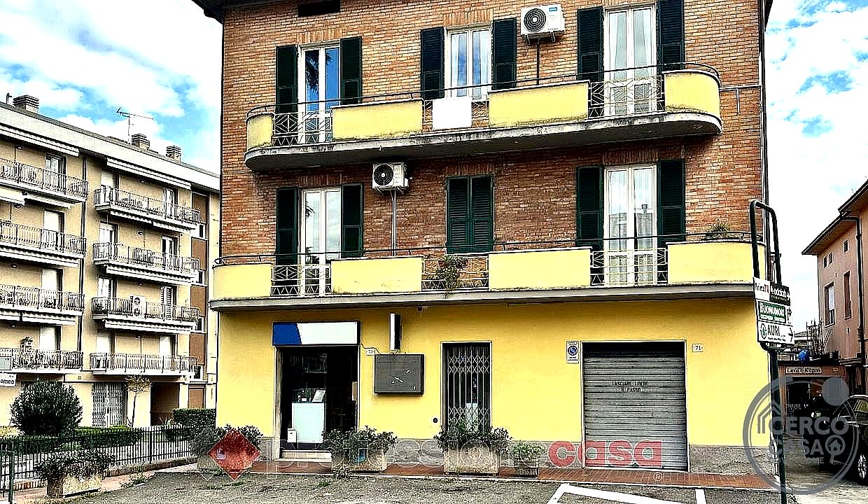 NEGOZIO VENDITA PERUGIA