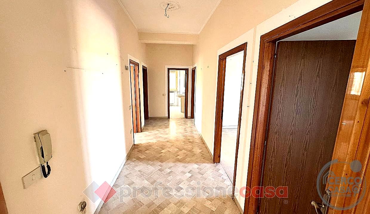 QUADRILOCALE VENDITA ASSISI · foto 28