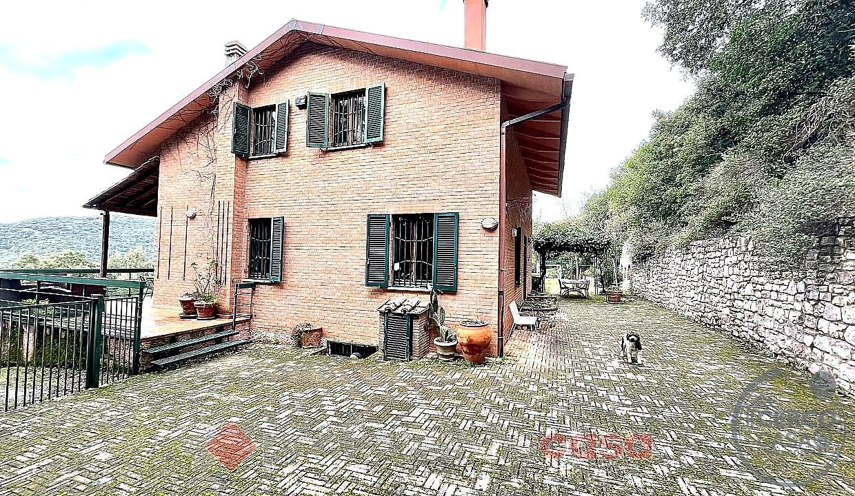 VILLA BIFAMILIARE VENDITA PERUGIA · foto 1