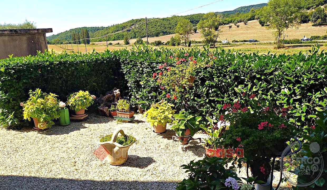 BIFAMILIARE VENDITA PERUGIA COLLE UMBERTO · foto 4