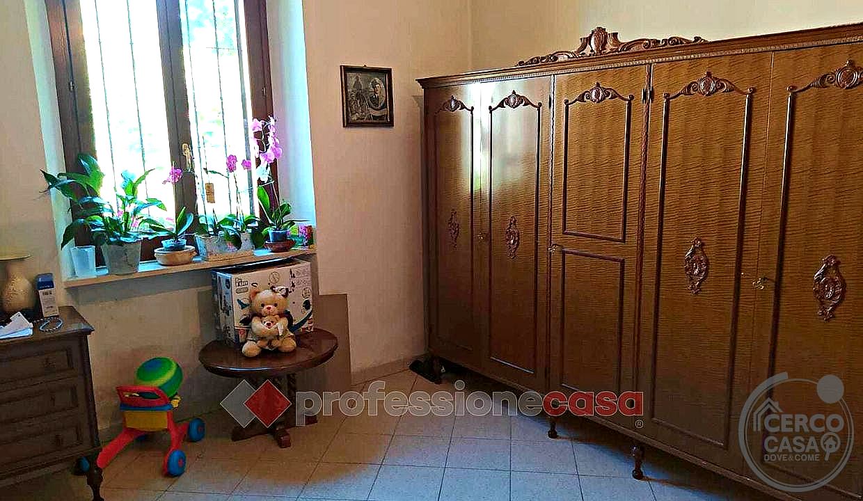 BIFAMILIARE VENDITA PERUGIA COLLE UMBERTO · foto 8