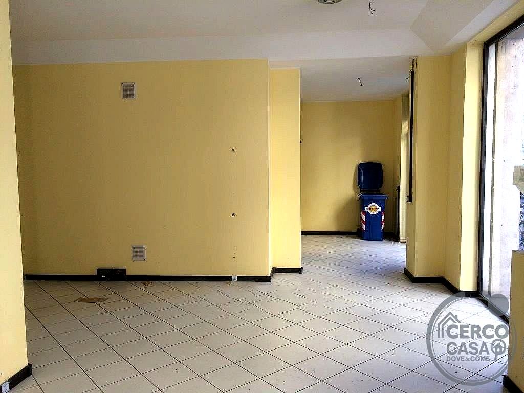 NEGOZIO VENDITA TERNI CENTRO STORICO · foto 2