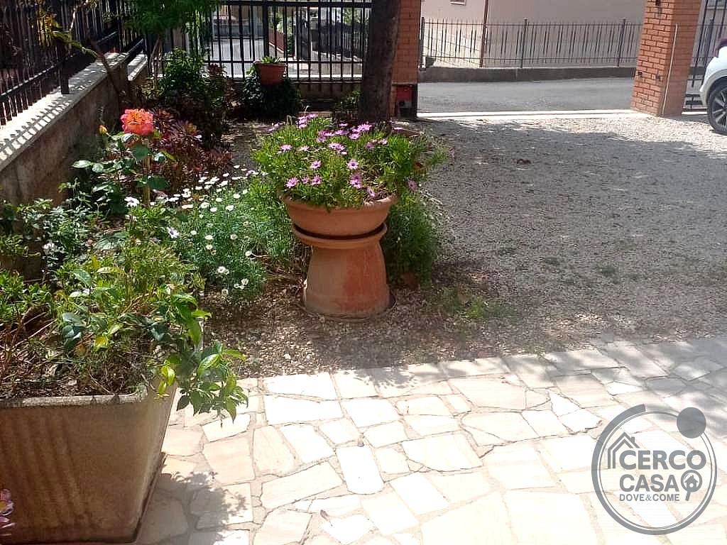 CASA INDIPENDENTE VENDITA TERNI BORGO RIVO