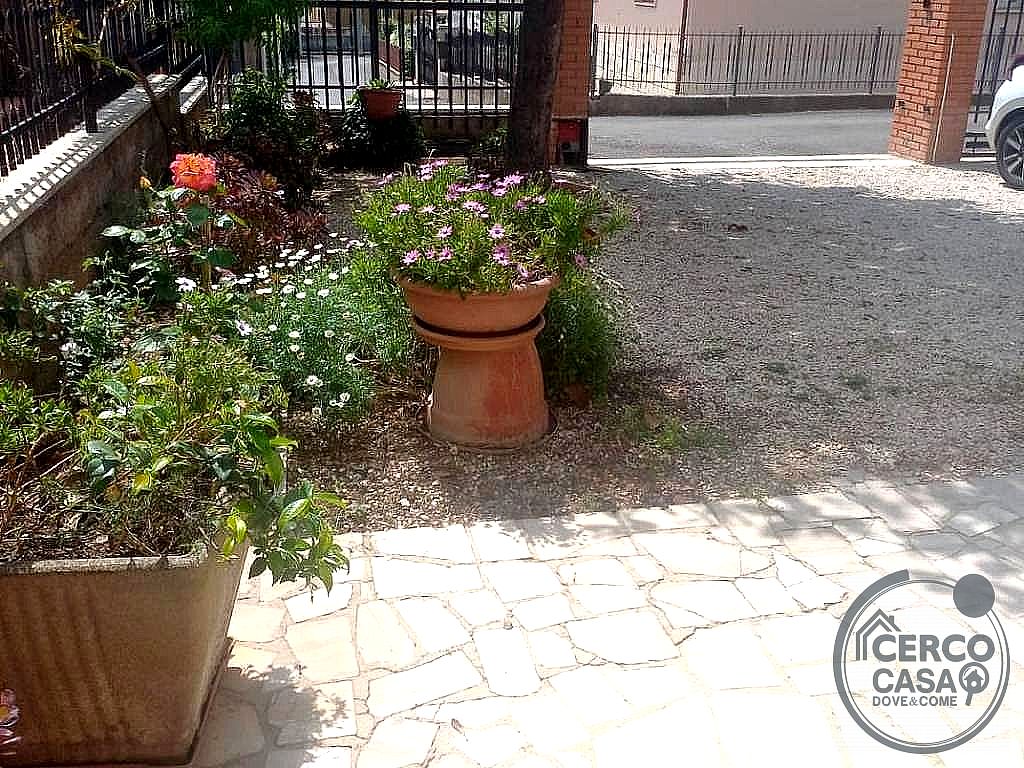 CASA INDIPENDENTE VENDITA TERNI BORGO RIVO - Terni