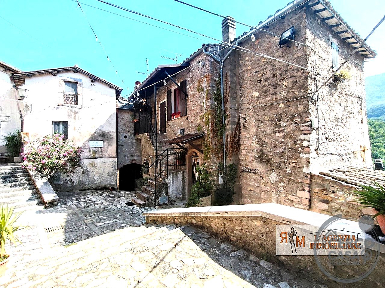 BILOCALE VENDITA TERNI VALSERRA · foto 2