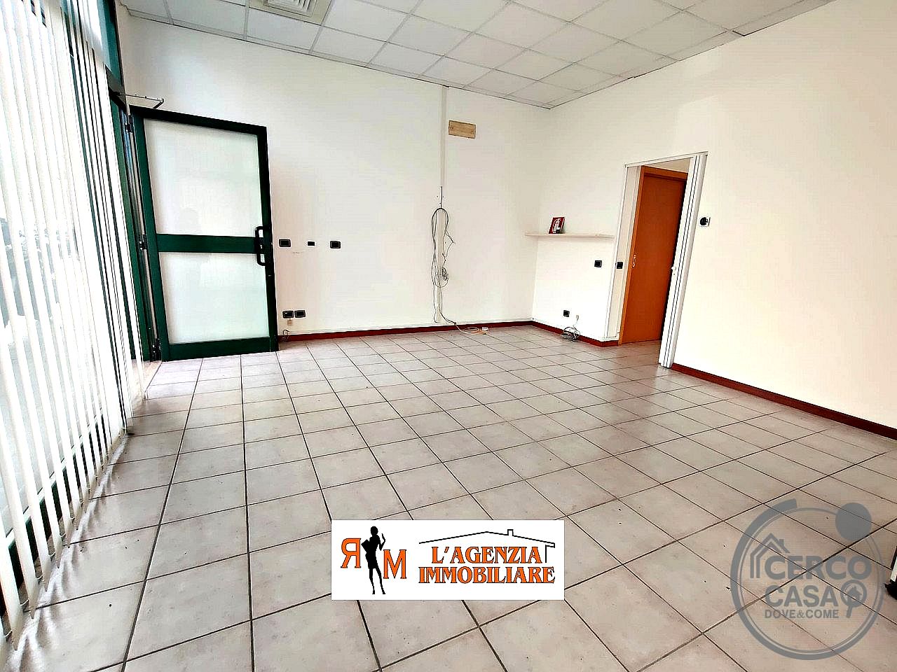 NEGOZIO VENDITA TERNI SEMICENTRO · foto 2