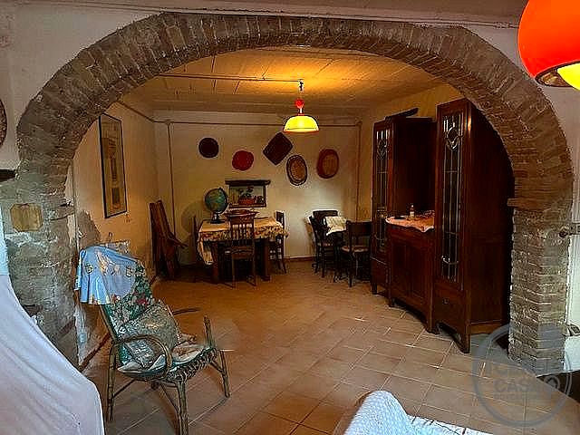 PALAZZO VENDITA PERUGIA SANTA MARIA ROSSA · foto 4
