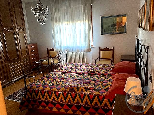 VILLA PORZIONE VENDITA PERUGIA LACUGNANO · foto 5