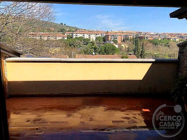 VILLA PORZIONE VENDITA PERUGIA LACUGNANO · foto 7