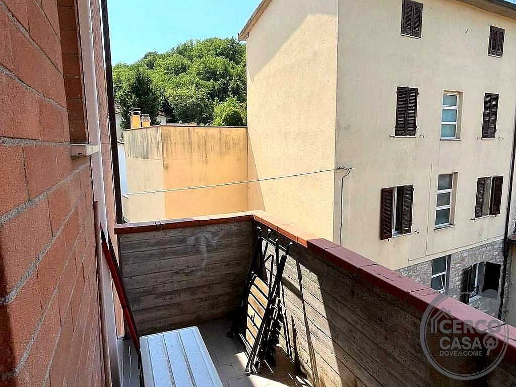 MONOLOCALE VENDITA PERUGIA PONTE RIO · foto 4