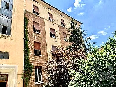 4 O PIÙ LOCALI VENDITA PERUGIA · foto 30