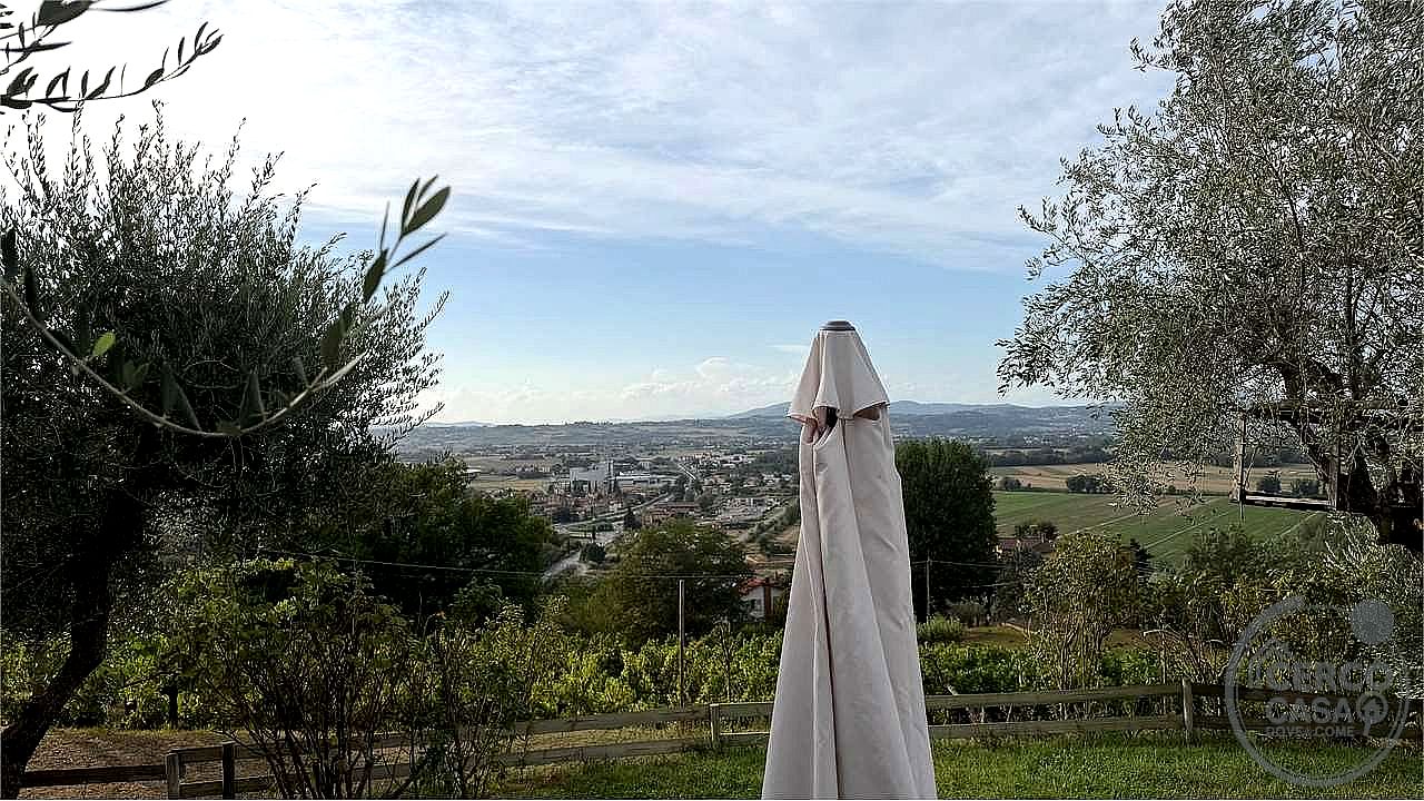 VILLA BIFAMILIARE VENDITA TORGIANO · foto 7