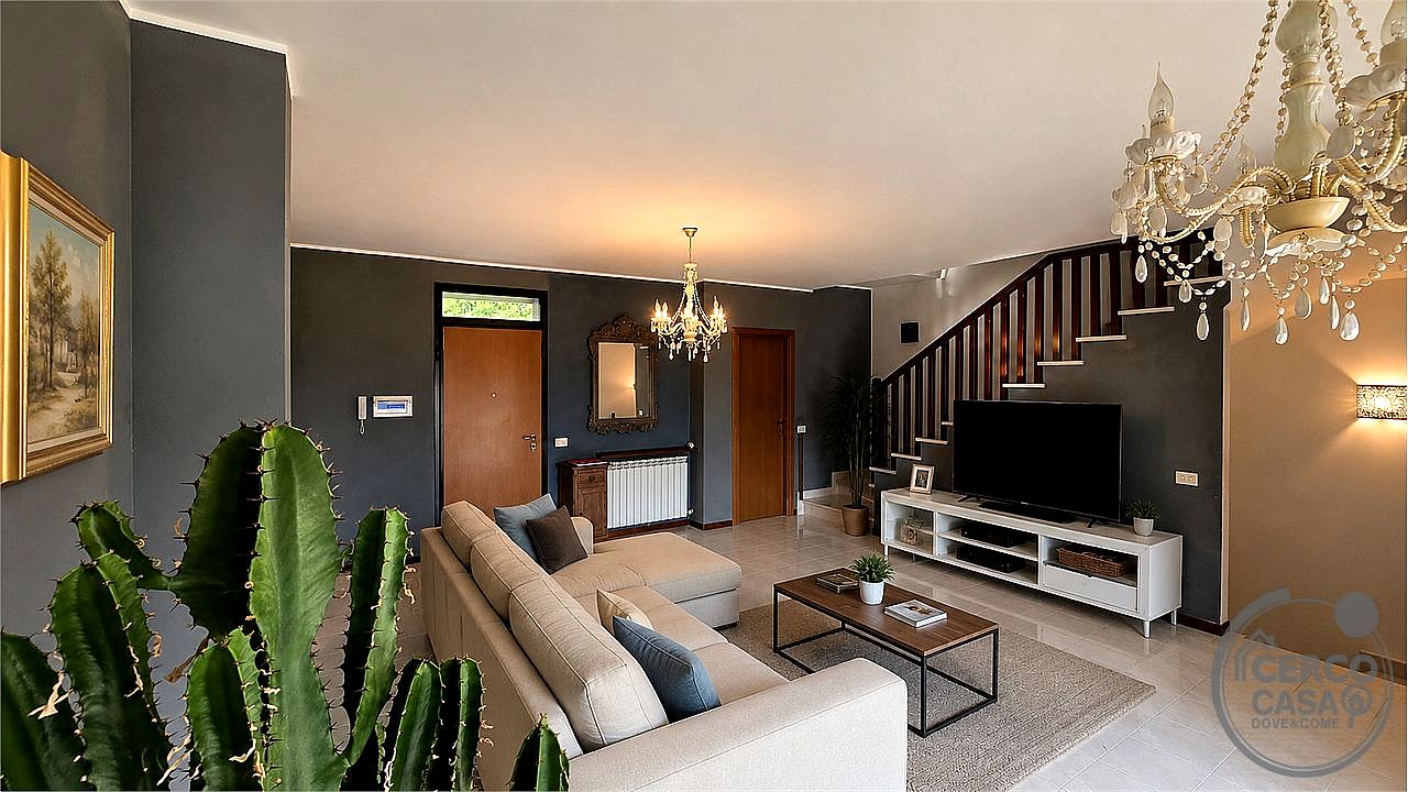 VILLA A SCHIERA VENDITA PERUGIA LACUGNANO