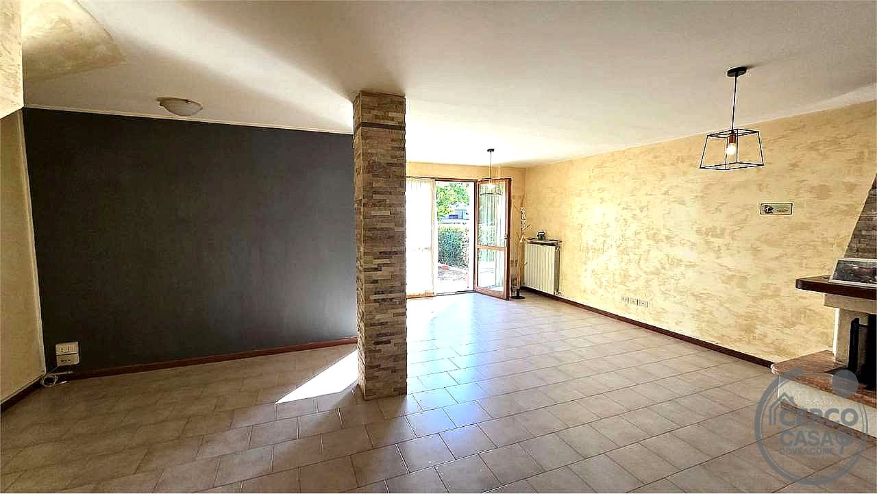VILLA A SCHIERA VENDITA PERUGIA LACUGNANO · foto 17
