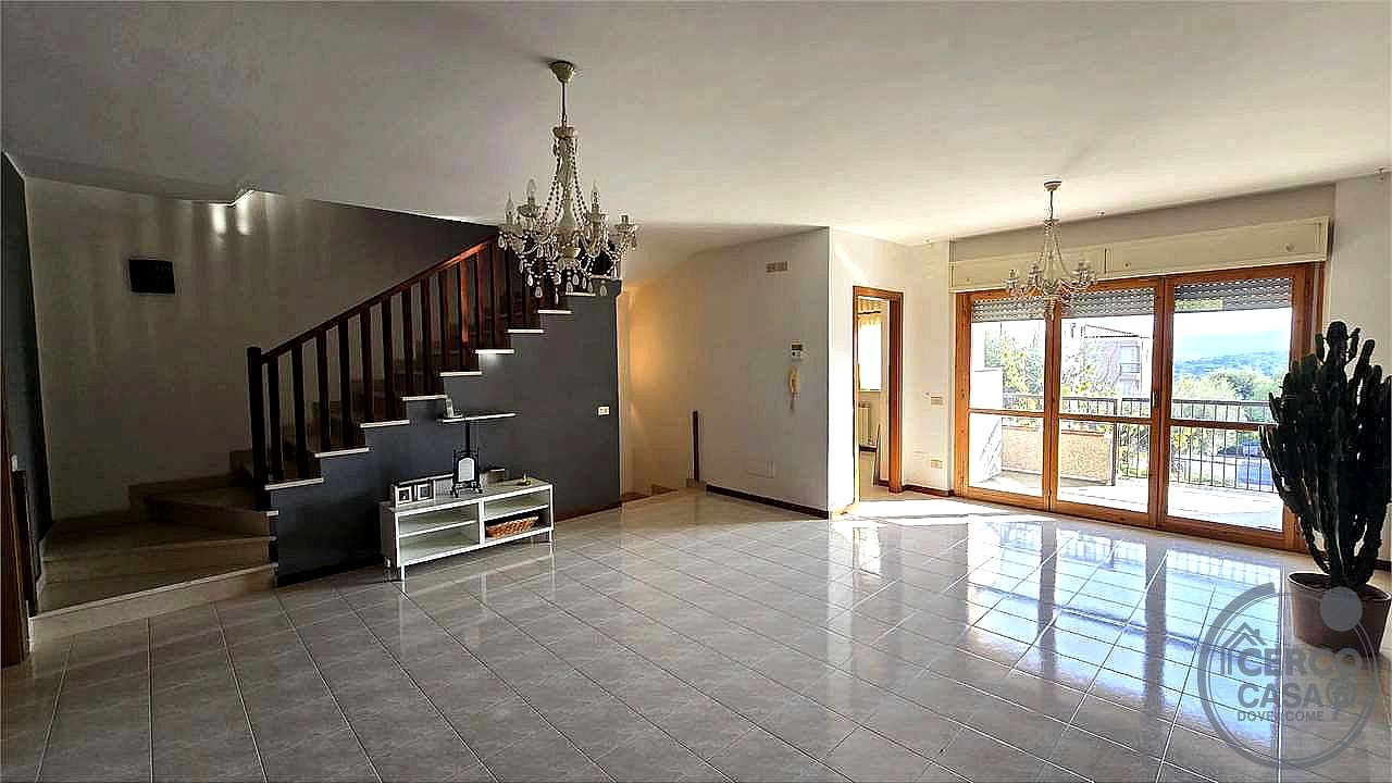 VILLA A SCHIERA VENDITA PERUGIA LACUGNANO · foto 29