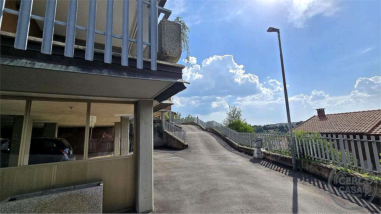 BOX - GARAGE VENDITA PERUGIA SETTEVALLI · foto 2