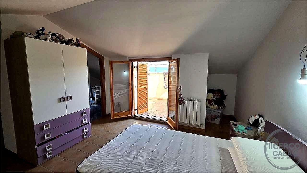 VILLA A SCHIERA VENDITA PANICALE TAVERNELLE · foto 17
