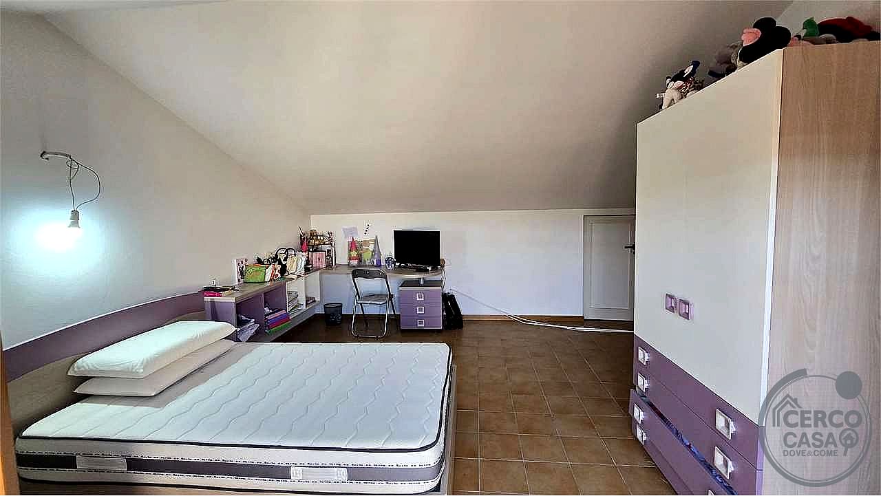 VILLA A SCHIERA VENDITA PANICALE TAVERNELLE · foto 18