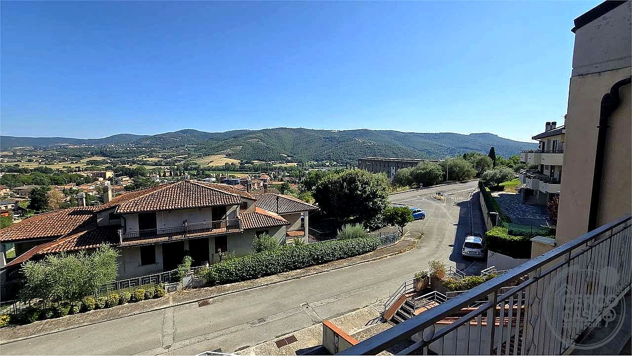 VILLA A SCHIERA VENDITA PANICALE TAVERNELLE · foto 38
