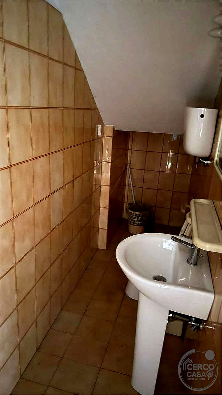 VILLA VENDITA PERUGIA LACUGNANO · foto 35