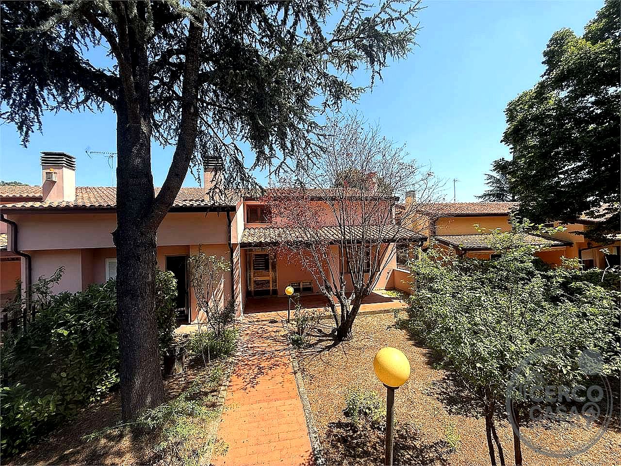 VILLA VENDITA PERUGIA LACUGNANO · foto 4