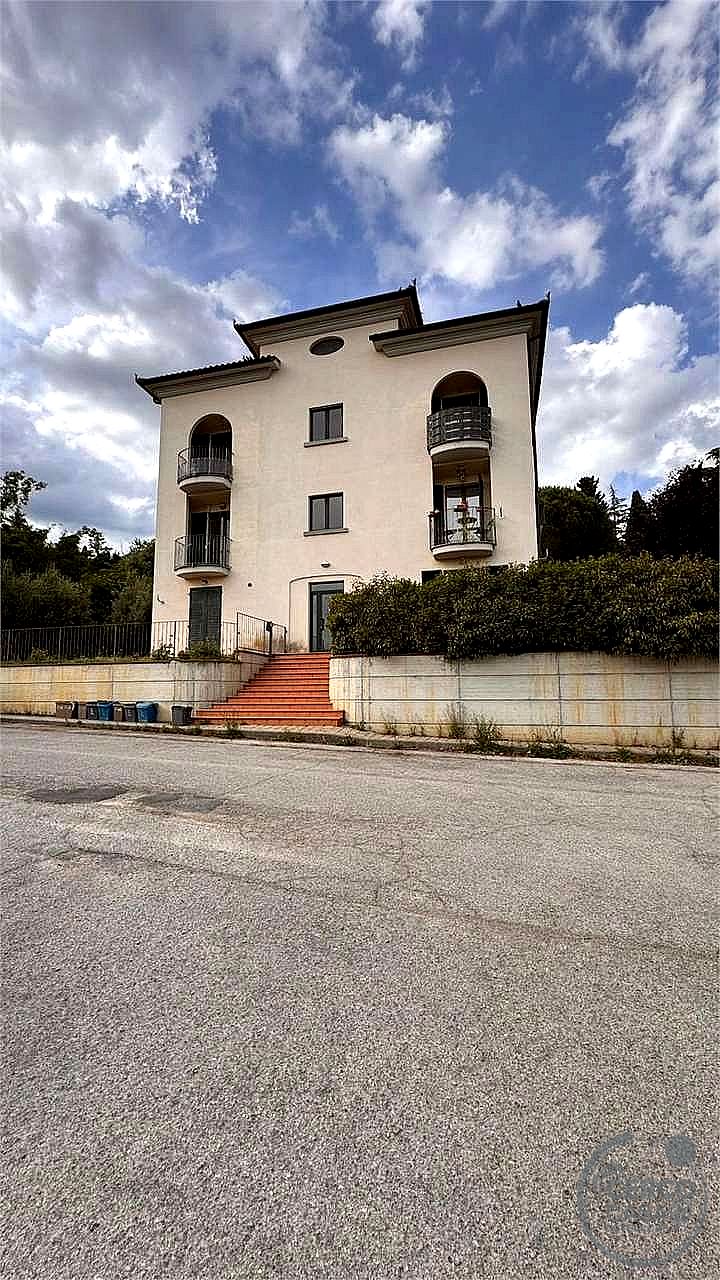 APPARTAMENTO VENDITA PASSIGNANO SUL TRASIMENO · foto 9