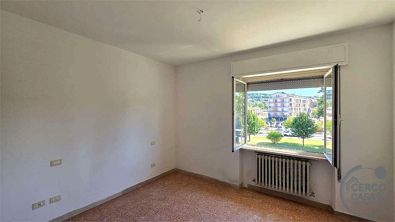 4 O PIÙ LOCALI VENDITA PERUGIA PONTE SAN GIOVANNI · foto 27