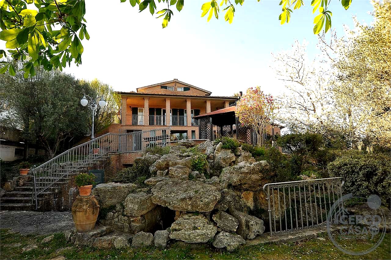 VILLA VENDITA CORCIANO · foto 25