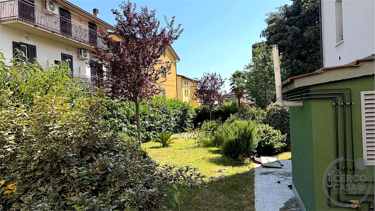 PALAZZO VENDITA PERUGIA MADONNA ALTA · foto 14