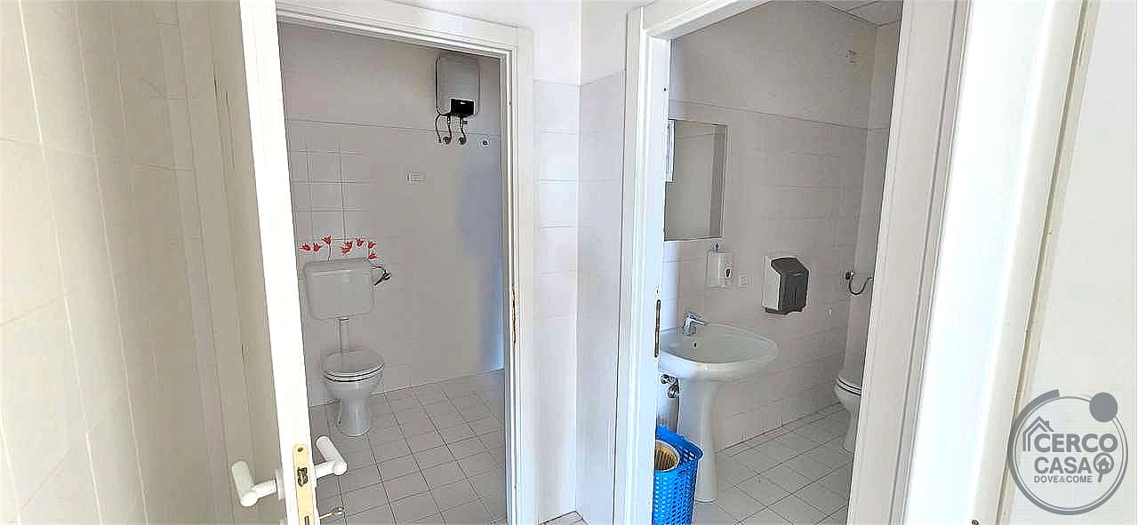 UFFICIO VENDITA CORCIANO ELLERA · foto 18