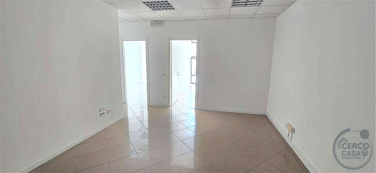 UFFICIO VENDITA CORCIANO ELLERA · foto 8