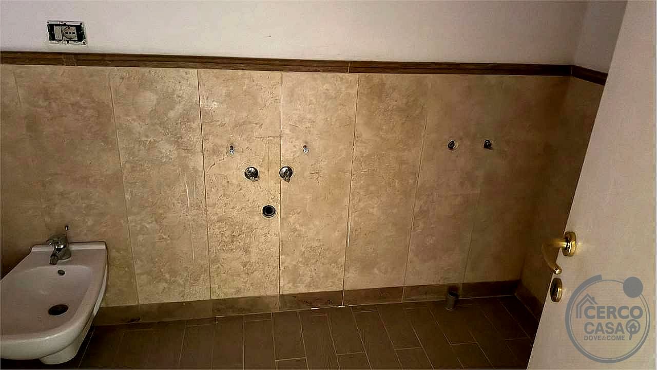 VILLA BIFAMILIARE VENDITA PERUGIA SAN VETTURINO · foto 21